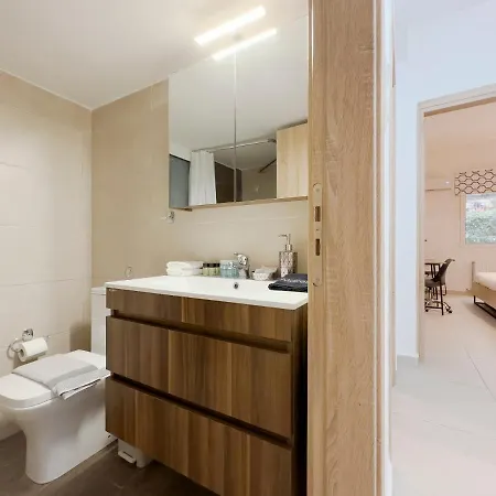 Aventura Comfortable 90sqm Apt In Kato Patisia * Athens