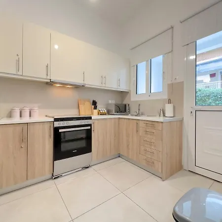Apartment Aventura Comfortable 90sqm Apt In Kato Patisia Athens